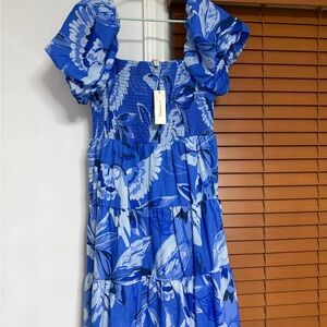Francesca's Collections Blue Floral Tiered Midi Dress with Puff Sleeves